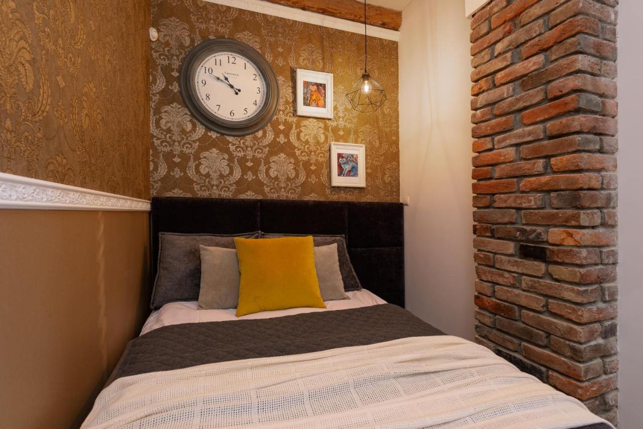 Biala 16 Appartement Bielsko-Biała Buitenkant foto