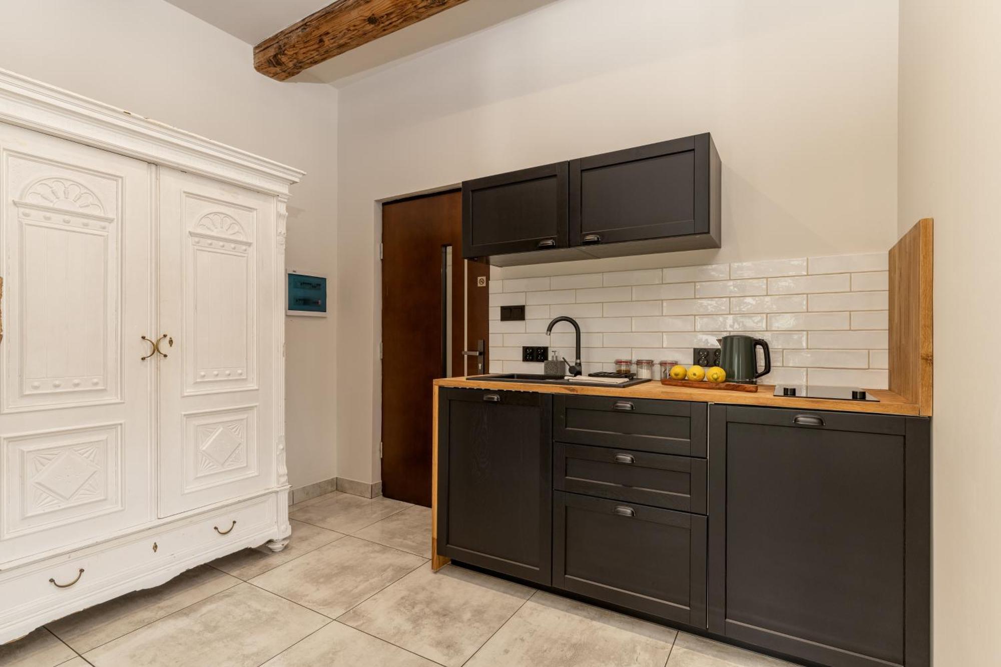 Biala 16 Appartement Bielsko-Biała Buitenkant foto
