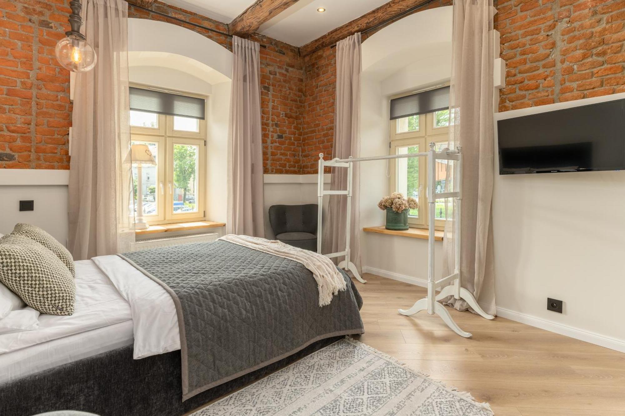 Biala 16 Appartement Bielsko-Biała Buitenkant foto